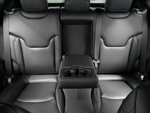 New 2026 Jeep Compass Limited image 32