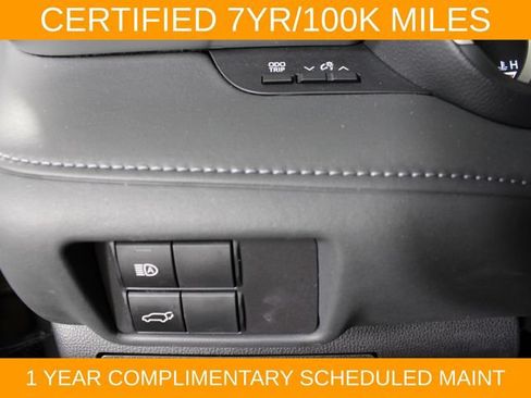 Used 2022 Toyota Highlander XLE AWD/4WD image 20