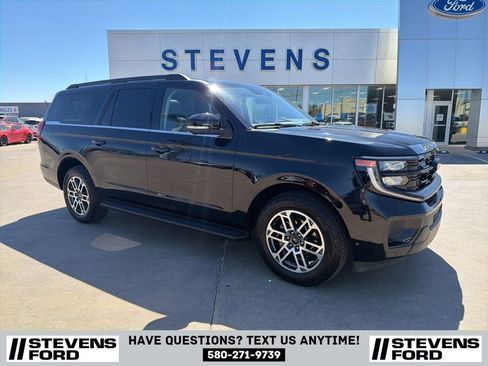 Used 2025 Ford Expedition Max Active AWD/4WD image 1