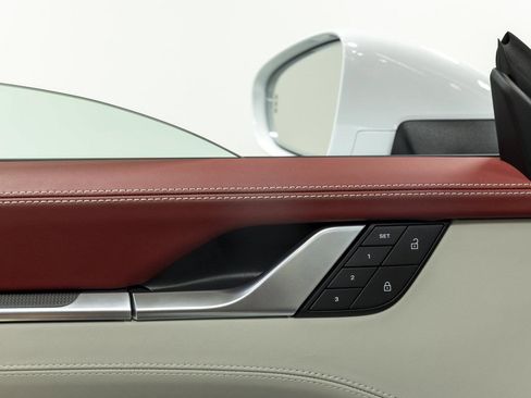 Used 2022 Porsche 911 Turbo S image 72