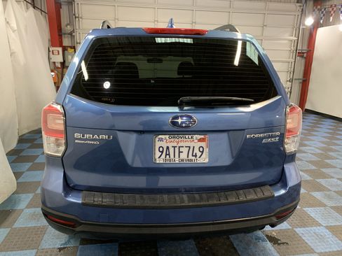 Used 2017 Subaru Forester 2.5i w/ Alloy Wheel Package image 4