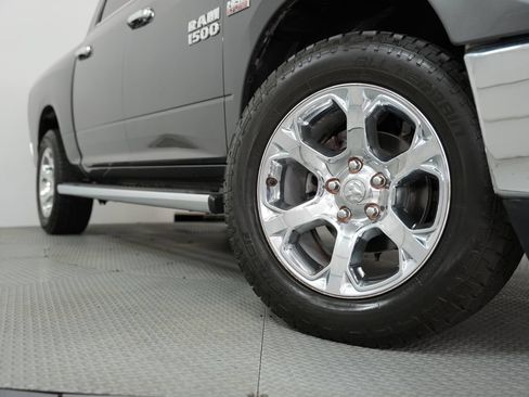 Used 2018 RAM 1500 Lone Star AWD/4WD image 16