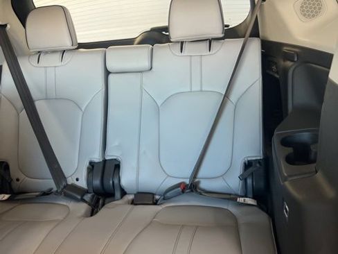 Used 2023 Honda Pilot Elite image 35