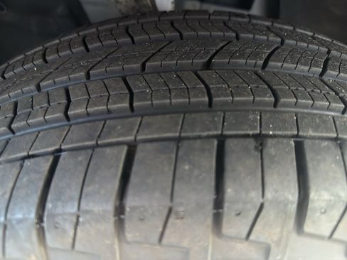 Used 2025 Jeep Grand Cherokee L Limited image 22