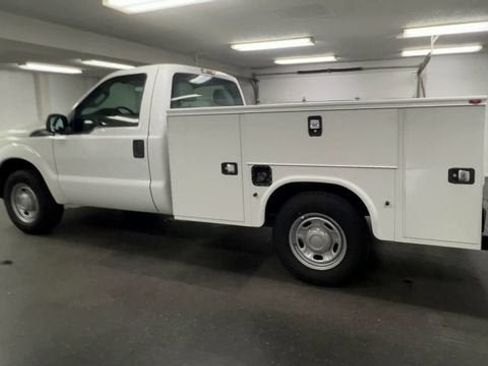 Used 2015 Ford F250 XL RWD image 6