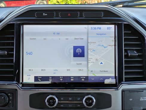 Used 2022 Ford F350 Lariat image 19