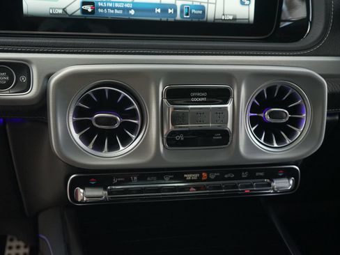 Used 2025 Mercedes-Benz G 550 image 18