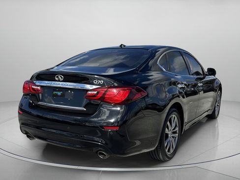 Used 2015 INFINITI Q70 3.7 image 3