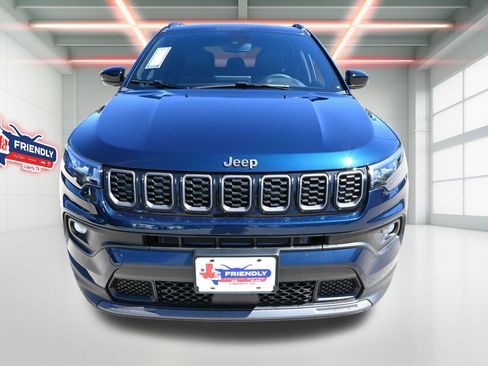 New 2026 Jeep Compass Latitude AWD/4WD image 5