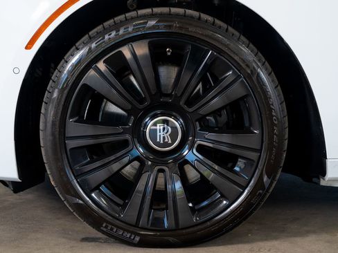 Used 2022 Rolls-Royce Ghost image 10