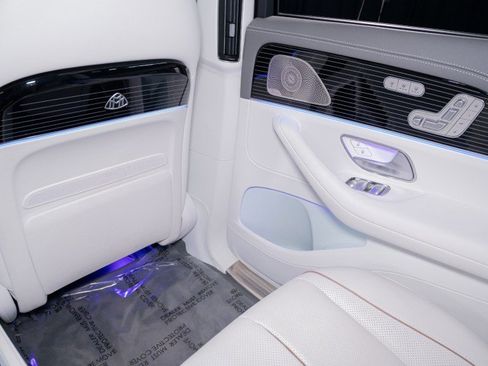 Certified 2023 Mercedes-Benz Maybach GLS 600 Maybach 600 4MATIC® SUV image 43