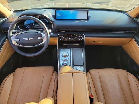 Used 2023 Genesis GV80 2.5T w/ Prestige Package image 11