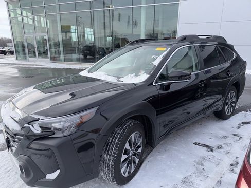 Certified 2023 Subaru Outback Limited image 6