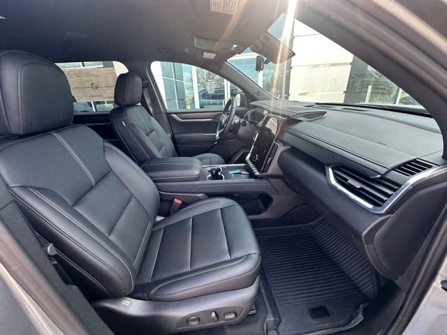 New 2026 GMC Acadia Elevation w/ Black Edition FWD image 28