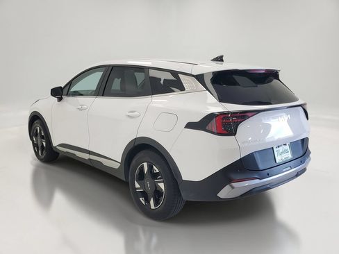 Used 2026 Kia Sportage LX FWD image 6