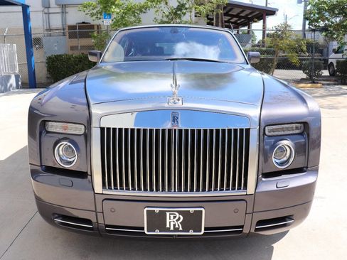 Used 2009 Rolls-Royce Phantom Coupe image 3