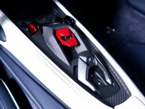 Used 2024 Lamborghini Revuelto image 53