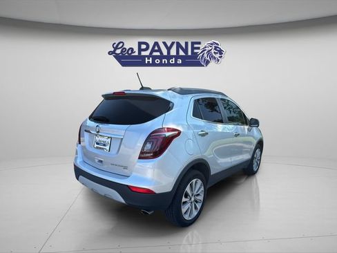 Used 2020 Buick Encore Preferred AWD/4WD image 8