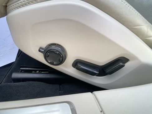 Used 2020 Volvo S90 T6 Inscription image 13