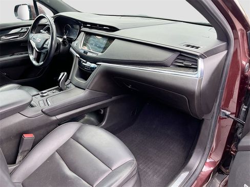 Used 2022 Cadillac XT5 Premium Luxury image 29