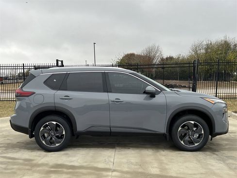 New 2026 Nissan Rogue SV w/ SV Premium Package image 3