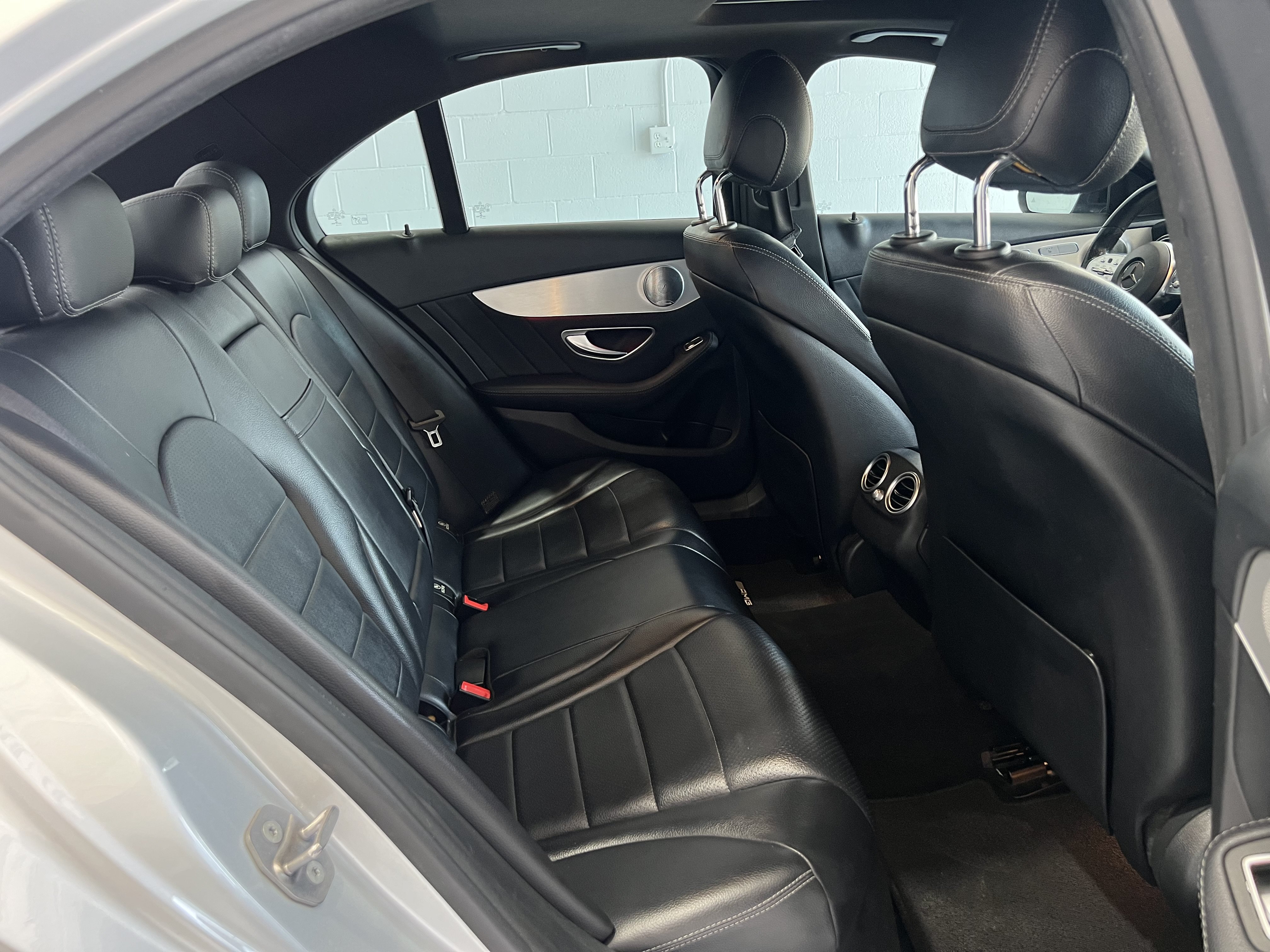 Used 2019 Mercedes-Benz C 300 Sedan image 21