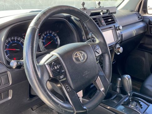 Used 2016 Toyota 4Runner Trail Premium image 6