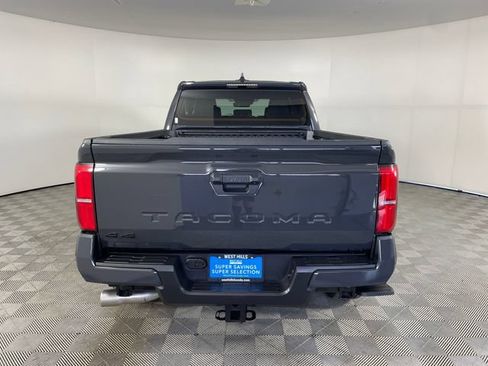Used 2024 Toyota Tacoma TRD Sport AWD/4WD image 22