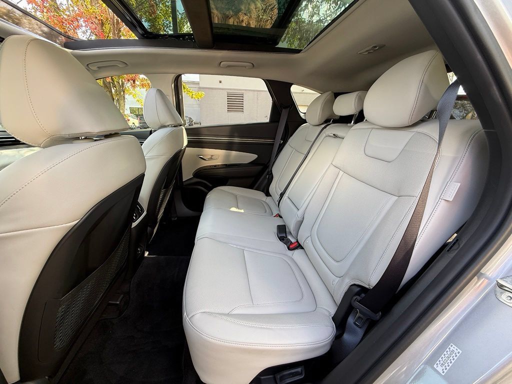 Used 2024 Hyundai Tucson Limited AWD/4WD image 37