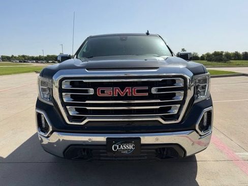 Used 2020 GMC Sierra 1500 SLT RWD image 10