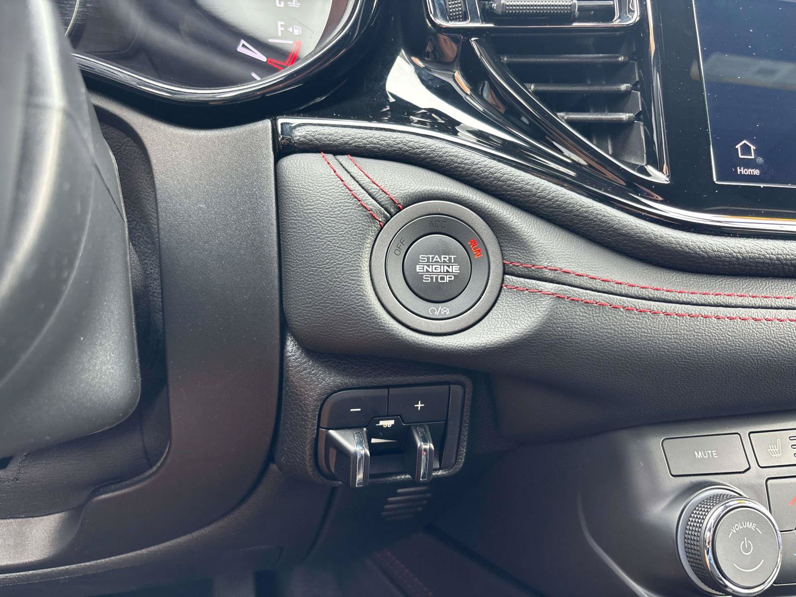 Used 2024 Dodge Durango GT AWD/4WD image 26