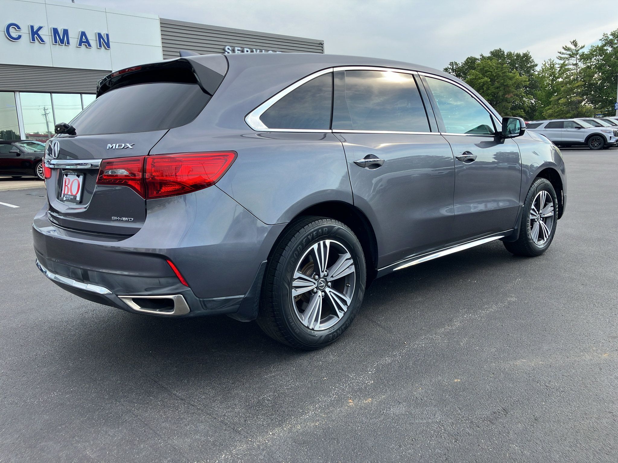 Used 2017 Acura MDX SH-AWD image 6