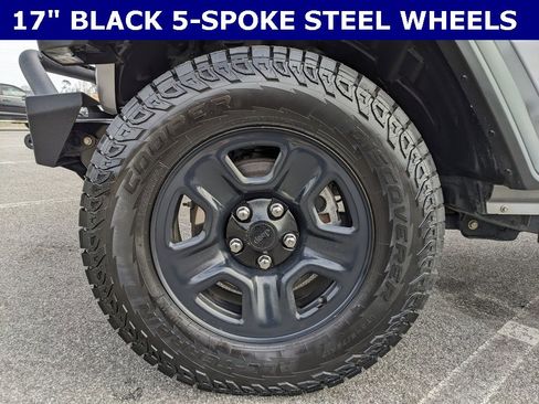 Used 2021 Jeep Gladiator Sport image 5