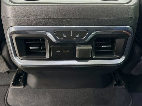 Used 2019 GMC Sierra 1500 Denali w/ Denali Ultimate Package AWD/4WD image 23