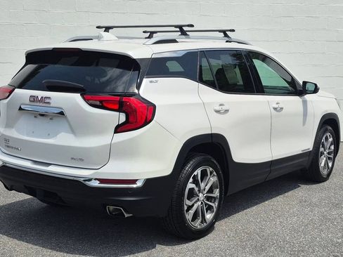 Used 2020 GMC Terrain SLT w/ Preferred Package AWD/4WD image 17
