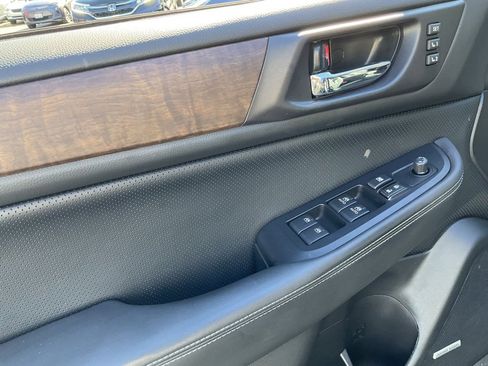 Used 2017 Subaru Outback 2.5i Limited image 24