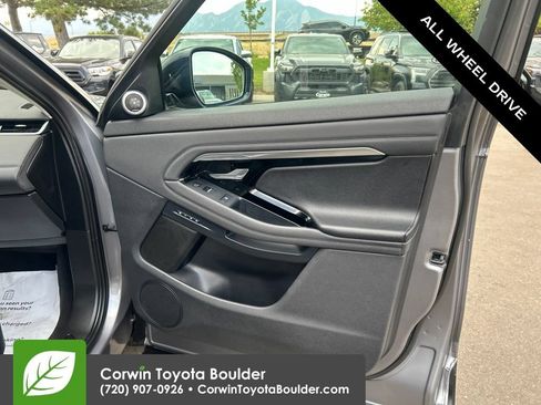 Used 2020 Land Rover Range Rover Evoque SE AWD/4WD image 10