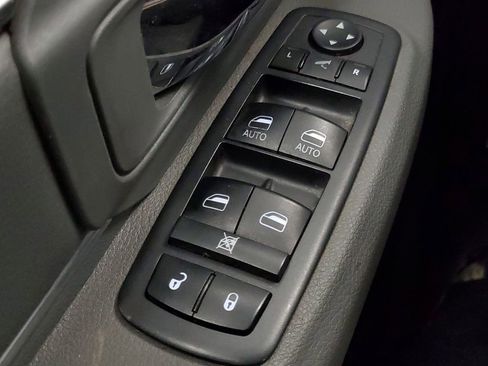 Used 2019 RAM 1500 Big Horn AWD/4WD image 17