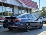 Used 2017 Honda Accord Sport image 3