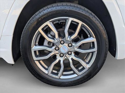 Used 2023 GMC Terrain Denali AWD/4WD image 24
