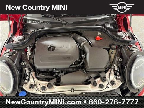 Certified 2025 MINI Cooper 2-Door Hardtop FWD image 23
