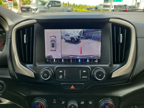 Used 2019 GMC Terrain Denali w/ Advanced Safety Package FWD image 11