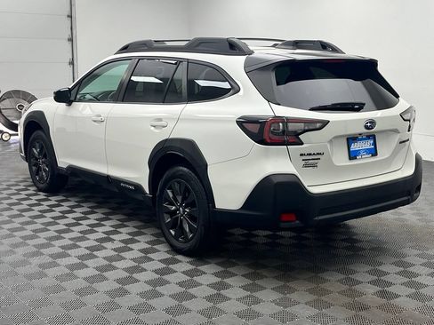 Used 2023 Subaru Outback Onyx Edition AWD/4WD image 13