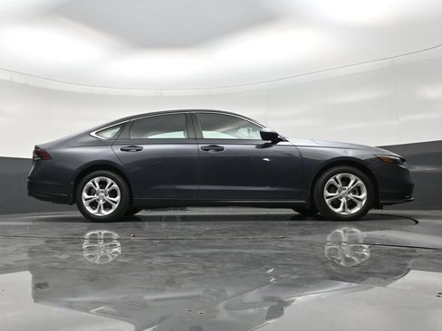 Used 2025 Honda Accord LX image 24