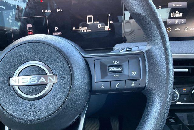 Certified 2025 Nissan Kicks SV FWD image 19