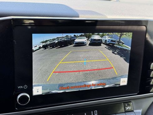 Used 2025 Toyota Camry LE FWD image 4