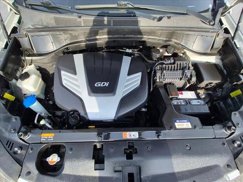 Used 2018 Hyundai Santa Fe Limited FWD image 27