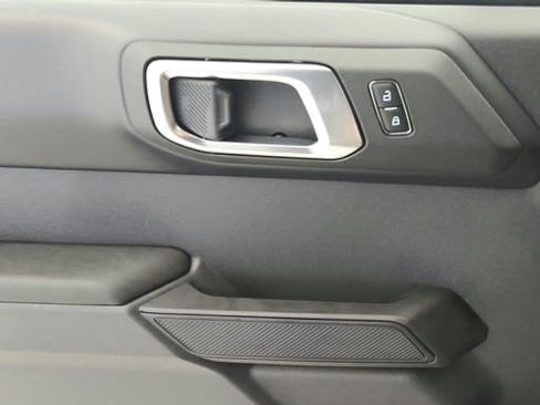 New 2025 Ford Bronco Outer Banks image 19