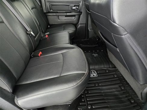 Used 2018 RAM 1500 Rebel w/ Luxury Group image 16