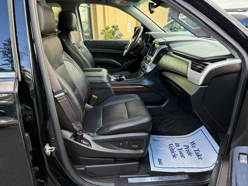 Used 2015 GMC Yukon SLT w/ Open Road Package image 31
